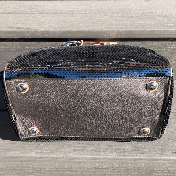 MICHAEL Michael Kors Silver Sequins and Calf Leather Medium Grayson Boston Bag - Picture 5 of 16